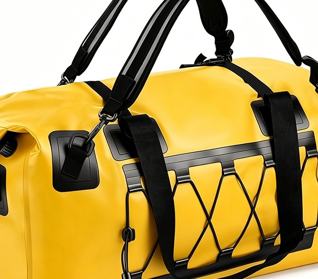 90L Bungee-Front Waterproof Motorcycle Tail Bag — construction and carrying detail