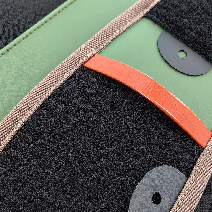 Interior binding and hook-and-loop detail on the SW3002 fishing sling